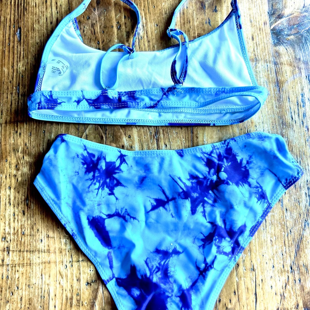 Romwe Blue Tie Dye Girl’s Two Piece Swim Suit